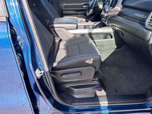 2021 RAM 1500 Big Horn Crew Cab 4x4 5'7' Box