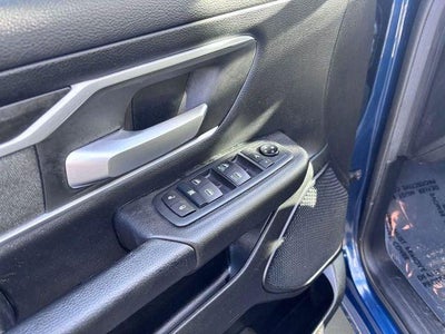 2021 RAM 1500 Big Horn Crew Cab 4x4 5'7' Box