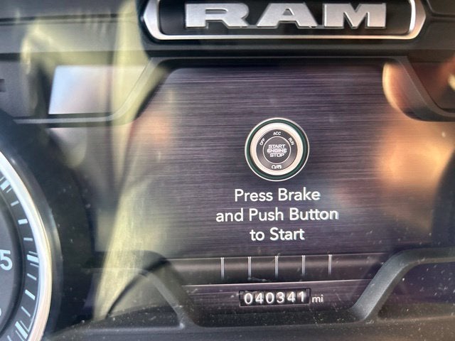 2023 RAM 1500 Big Horn Crew Cab 4x4 5'7' Box