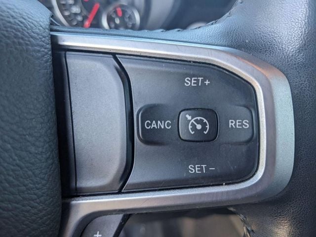 2020 RAM 1500 Big Horn Crew Cab 4x4 5'7' Box