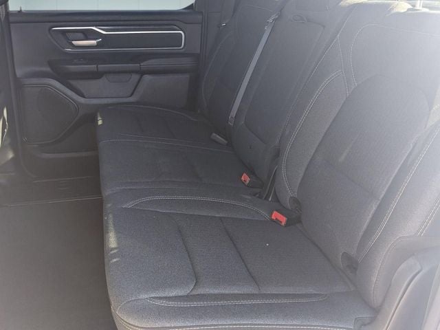 2020 RAM 1500 Big Horn Crew Cab 4x4 5'7' Box