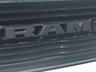 2020 RAM 1500 Big Horn Crew Cab 4x4 5'7' Box