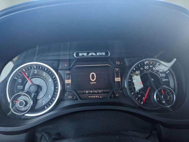 2020 RAM 1500 Big Horn Crew Cab 4x4 5'7' Box