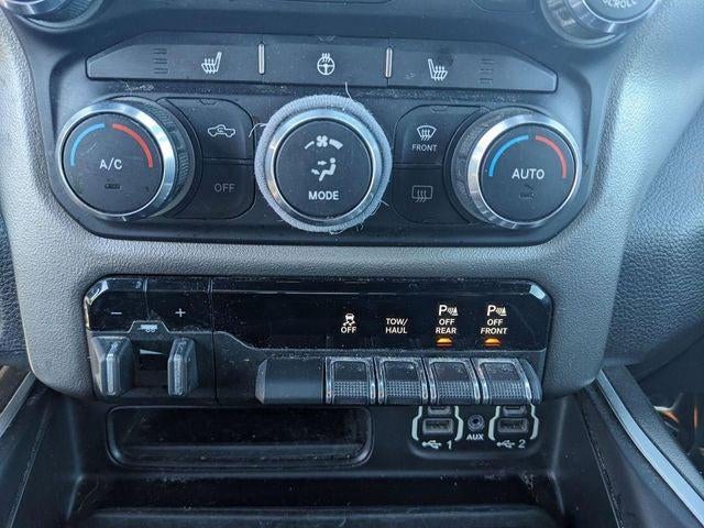 2020 RAM 1500 Big Horn Crew Cab 4x4 5'7' Box
