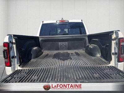 2020 RAM 1500 Big Horn Crew Cab 4x4 5'7' Box