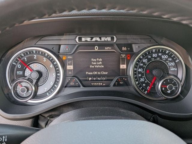 2020 RAM 1500 Big Horn Crew Cab 4x4 5'7' Box
