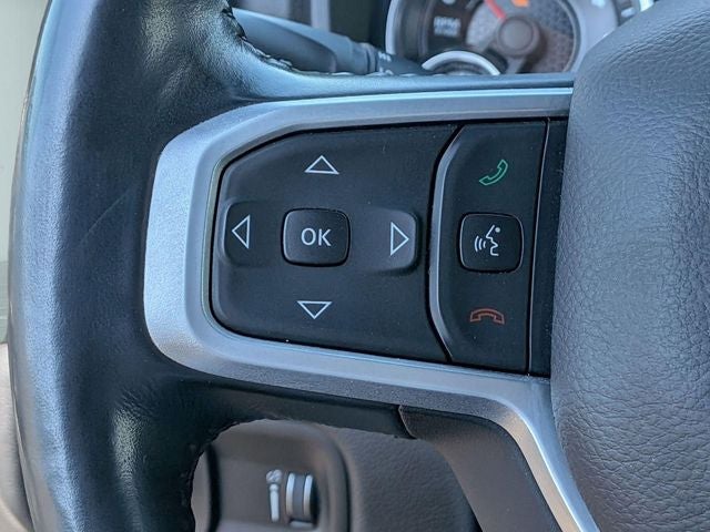 2020 RAM 1500 Big Horn Crew Cab 4x4 5'7' Box