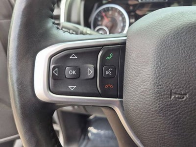 2020 RAM 1500 Big Horn Crew Cab 4x4 5'7' Box