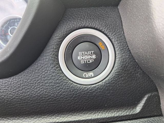 2020 RAM 1500 Big Horn Crew Cab 4x4 5'7' Box
