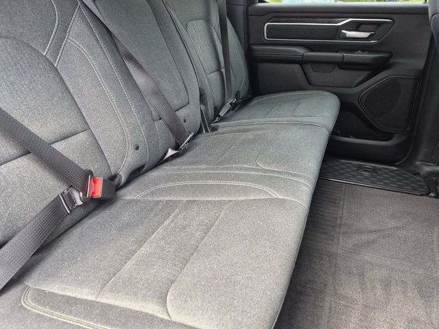 2020 RAM 1500 Big Horn Crew Cab 4x4 5'7' Box