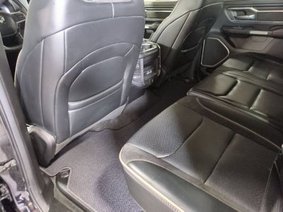 2023 RAM 1500 Laramie Crew Cab 4x4 5'7' Box