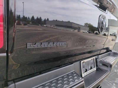 2023 RAM 1500 Laramie Crew Cab 4x4 5'7' Box