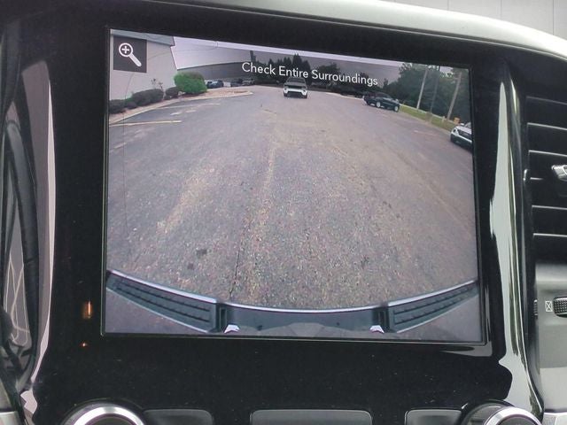 2020 RAM 1500 Big Horn Crew Cab 4x4 5'7' Box