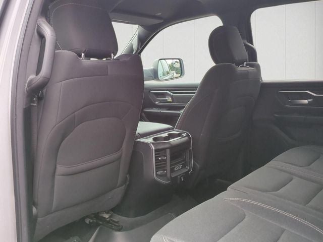 2020 RAM 1500 Big Horn Crew Cab 4x4 5'7' Box