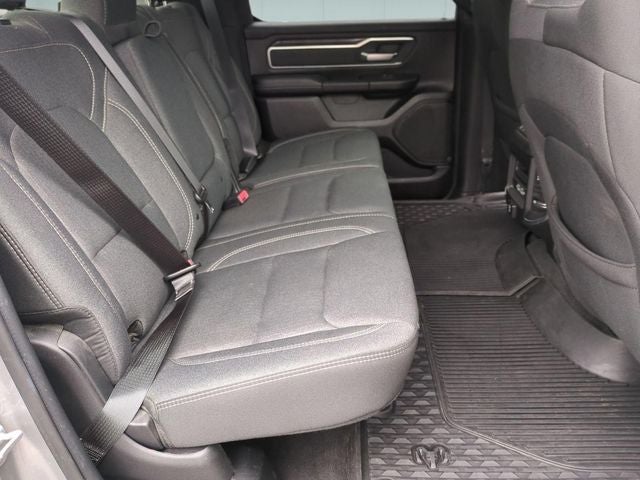 2020 RAM 1500 Big Horn Crew Cab 4x4 5'7' Box