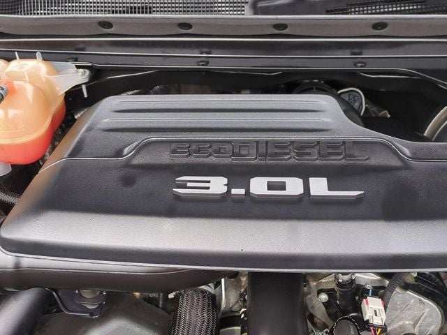 2020 RAM 1500 Big Horn Crew Cab 4x4 5'7' Box