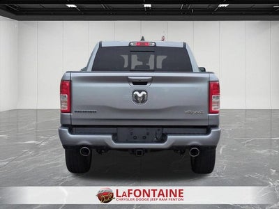 2020 RAM 1500 Big Horn Crew Cab 4x4 5'7' Box