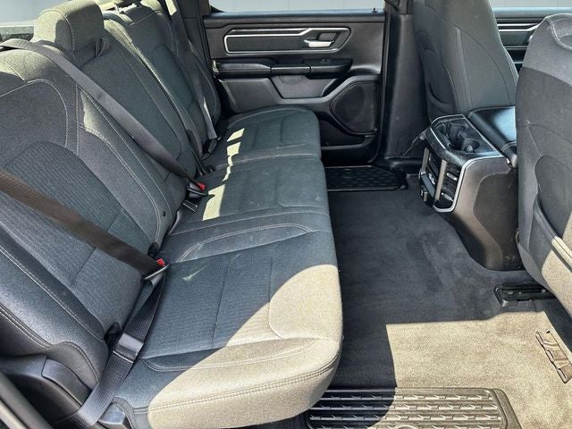 2020 RAM 1500 Big Horn Crew Cab 4x4 5'7' Box