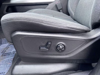 2019 RAM 1500 Big Horn/Lone Star Crew Cab 4x4 5'7' Box