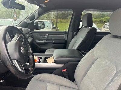 2021 RAM 1500 Big Horn Crew Cab 4x4 5'7' Box
