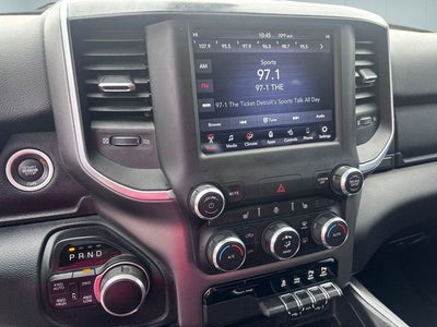 2019 RAM 1500 Big Horn/Lone Star Crew Cab 4x4 5'7' Box