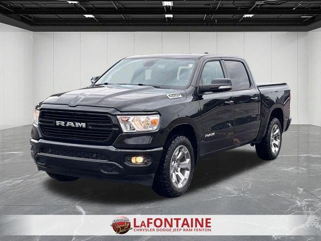 2020 RAM 1500 Big Horn Crew Cab 4x4 5'7' Box