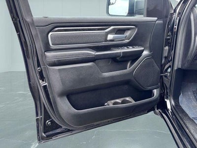 2020 RAM 1500 Big Horn Crew Cab 4x4 5'7' Box