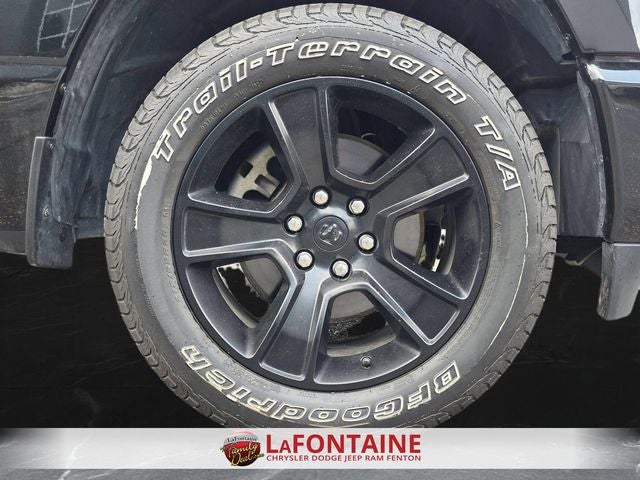 2022 RAM 1500 Big Horn Crew Cab 4x4 5'7' Box