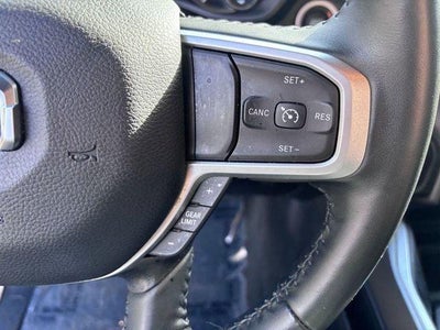 2023 RAM 1500 Big Horn Crew Cab 4x4 5'7' Box