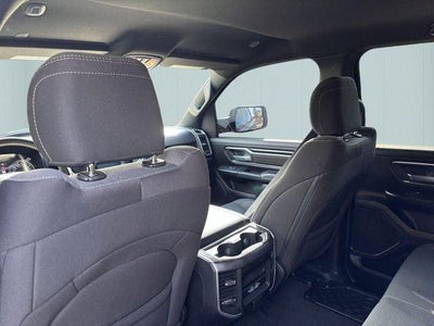 2023 RAM 1500 Big Horn Crew Cab 4x4 5'7' Box