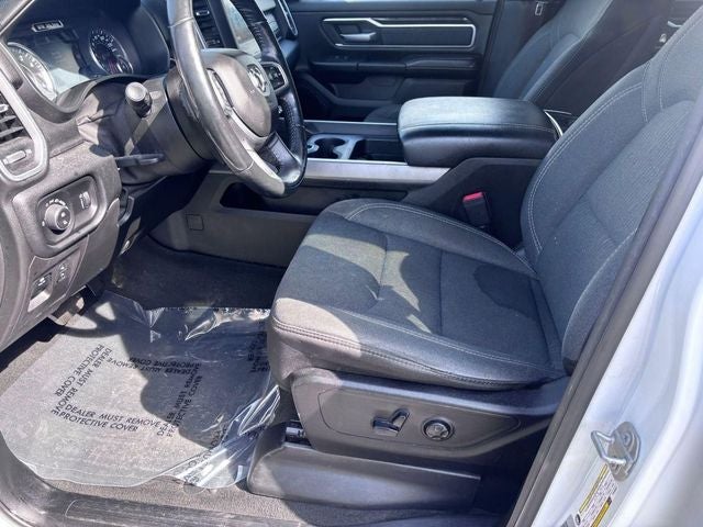 2020 RAM 1500 Big Horn Crew Cab 4x4 5'7' Box