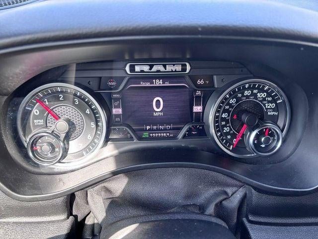 2020 RAM 1500 Big Horn Crew Cab 4x4 5'7' Box