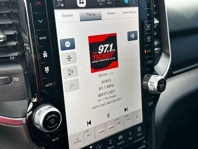 2023 RAM 1500 Big Horn Crew Cab 4x4 5'7' Box