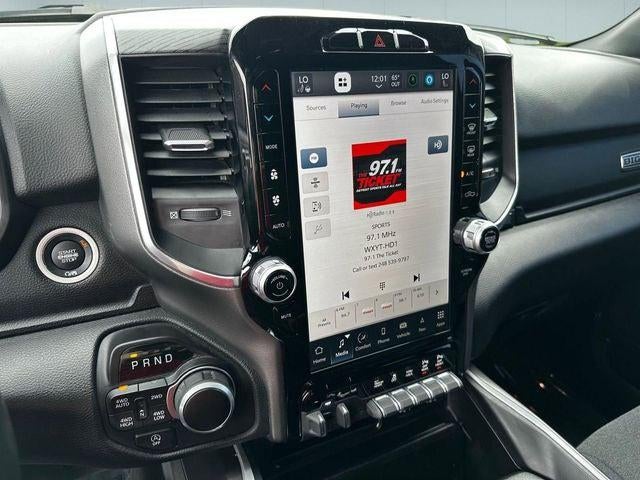 2023 RAM 1500 Big Horn Crew Cab 4x4 5'7' Box