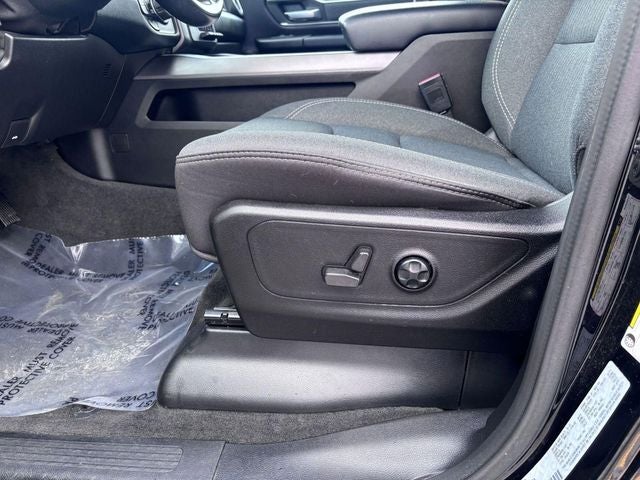 2021 RAM 1500 Big Horn Crew Cab 4x4 5'7' Box