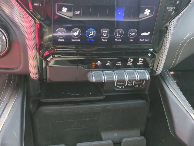 2020 RAM 1500 Limited Crew Cab 4x4 5'7' Box