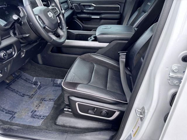 2023 RAM 1500 Laramie Crew Cab 4x4 5'7' Box