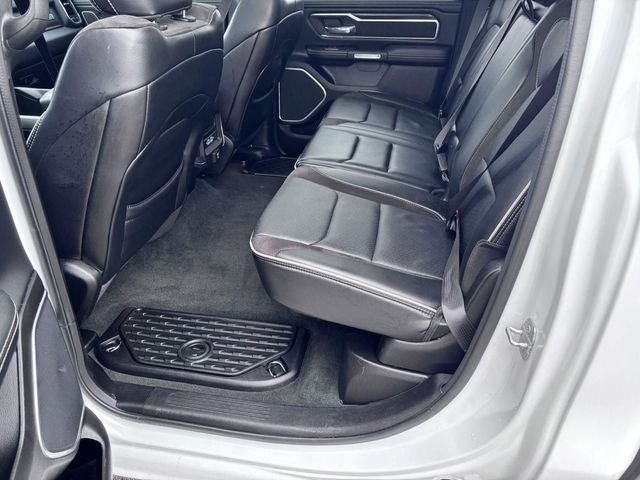 2023 RAM 1500 Laramie Crew Cab 4x4 5'7' Box