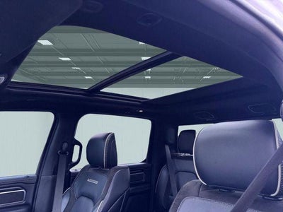 2023 RAM 1500 Laramie Crew Cab 4x4 5'7' Box