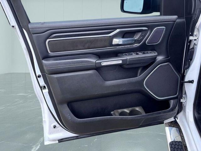 2023 RAM 1500 Laramie Crew Cab 4x4 5'7' Box