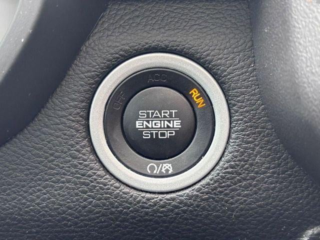 2023 RAM 1500 Laramie Crew Cab 4x4 5'7' Box