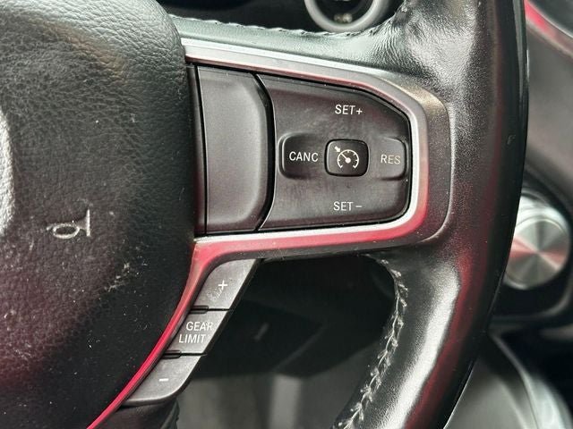 2021 RAM 1500 Laramie Crew Cab 4x4 5'7' Box