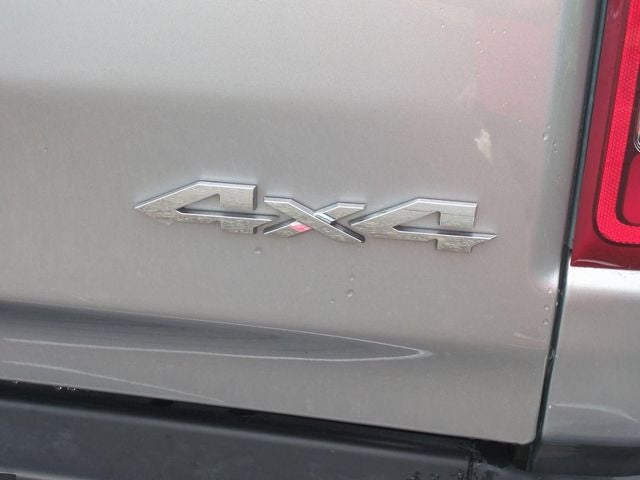 2022 RAM 1500 Laramie Crew Cab 4x4 5'7' Box