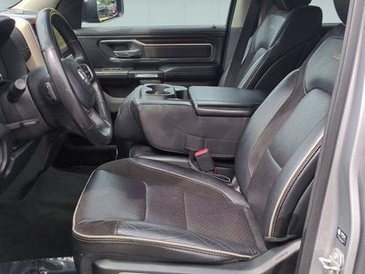 2022 RAM 1500 Laramie Crew Cab 4x4 5'7' Box