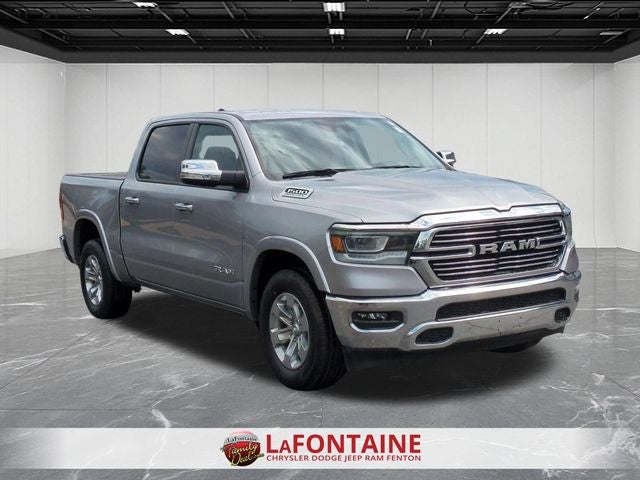 2022 RAM 1500 Laramie Crew Cab 4x4 5'7' Box