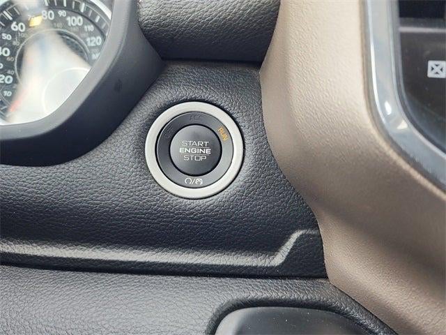 2022 RAM 1500 Laramie Crew Cab 4x4 5'7' Box