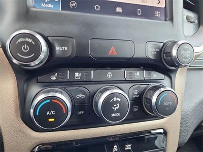 2022 RAM 1500 Laramie Crew Cab 4x4 5'7' Box