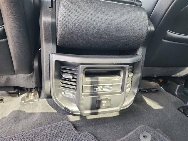 2022 RAM 1500 Laramie Crew Cab 4x4 5'7' Box