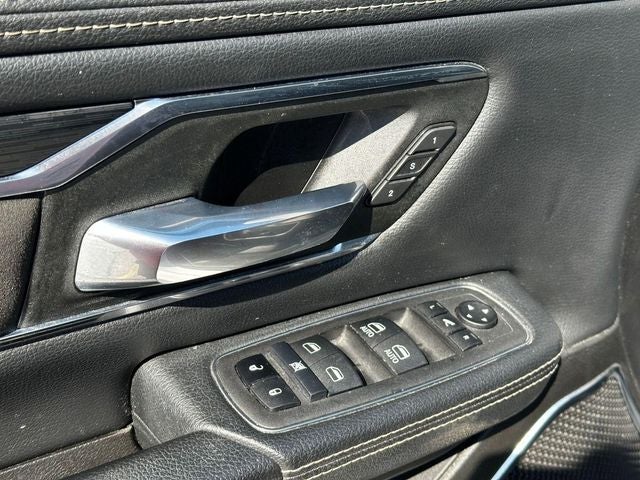 2024 RAM 1500 Laramie Crew Cab 4x4 5'7' Box