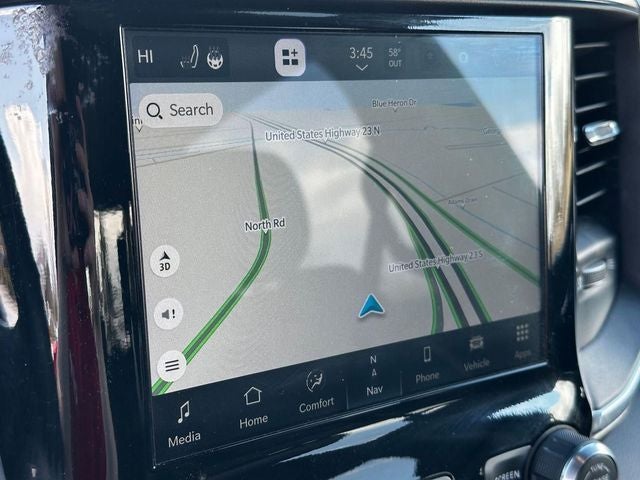 2024 RAM 1500 Laramie Crew Cab 4x4 5'7' Box